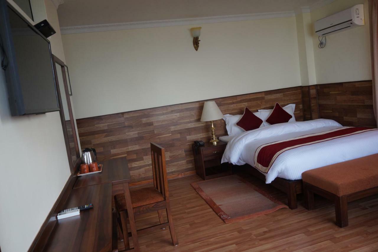 Gaia Holiday Home Dhulikhel Exterior photo